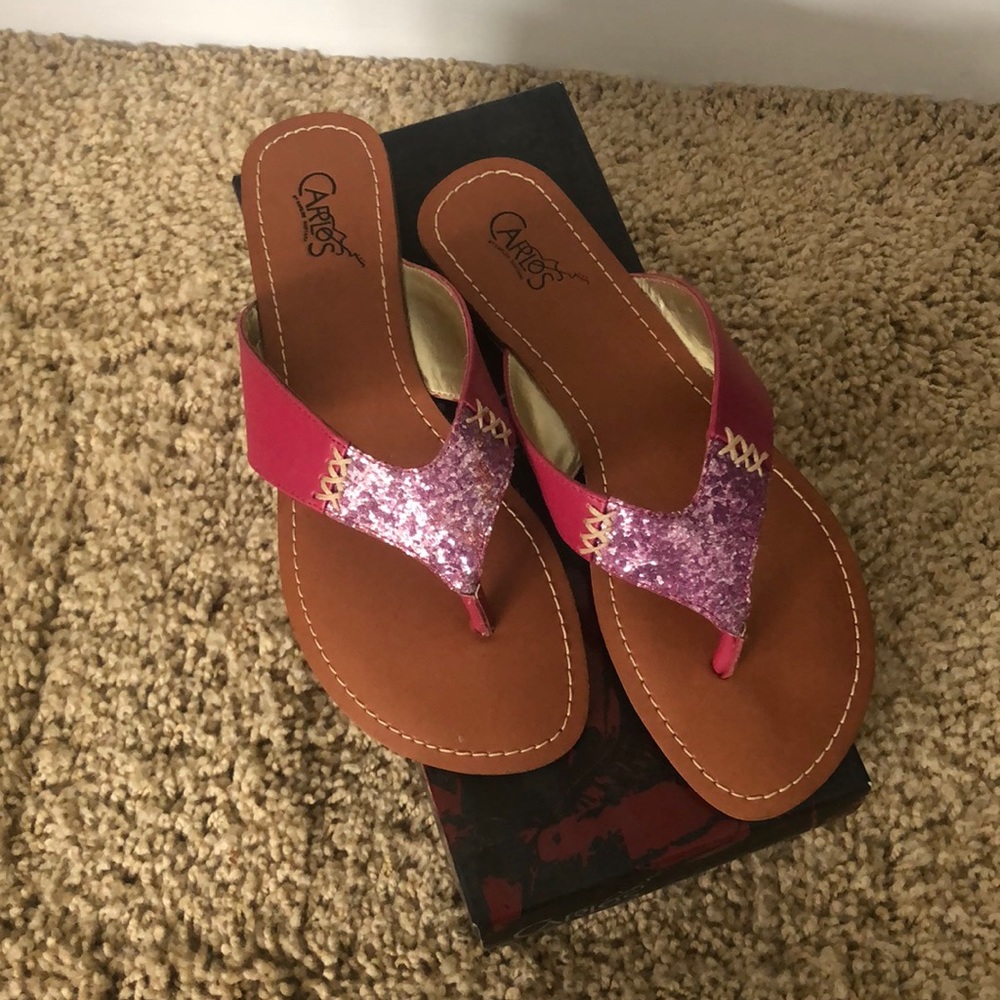 🌟NEVER WORN🌟 Carlos Santana Thong Sandals